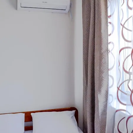 Smart House Otel